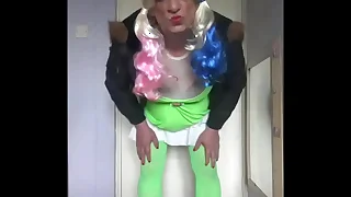 sissy crossdresser wanting nearby swallow pee